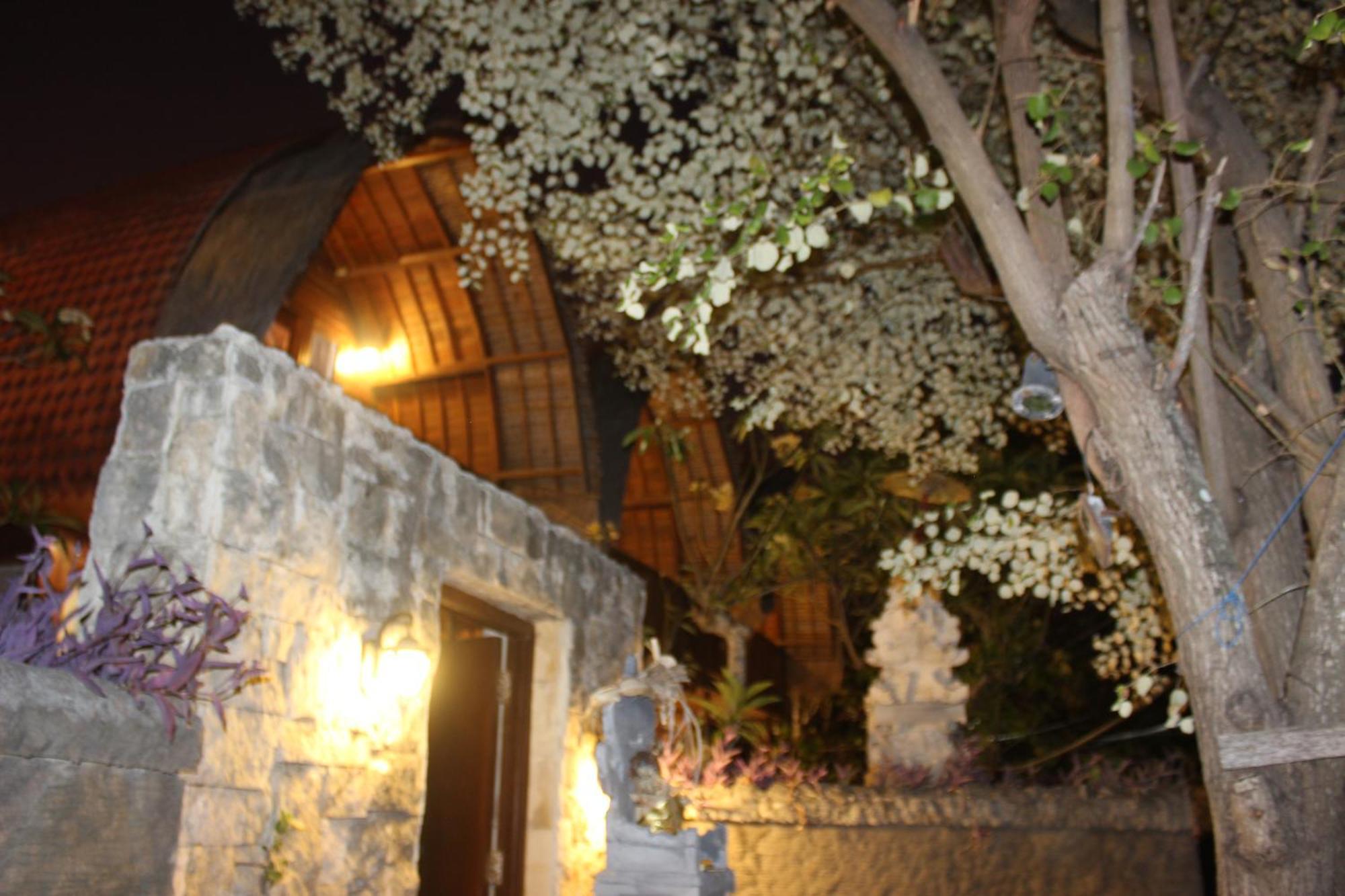 Boga Segara Villa And Resto Batununggul Экстерьер фото